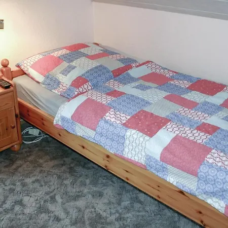 Stunning In Kirchheim With 4 Bedrooms And Wifi キルヒハイム