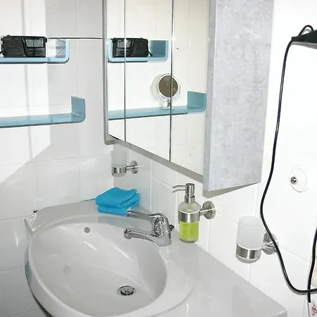 別荘 Stunning In Kirchheim With 4 Bedrooms And Wifi キルヒハイム
